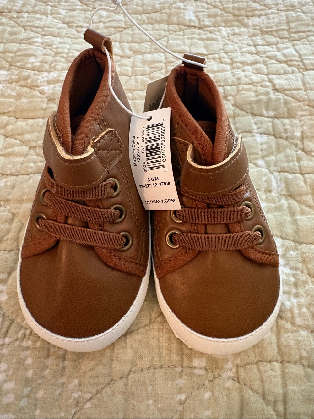 Old Navy Brown Baby Walker Shoes with White Soles